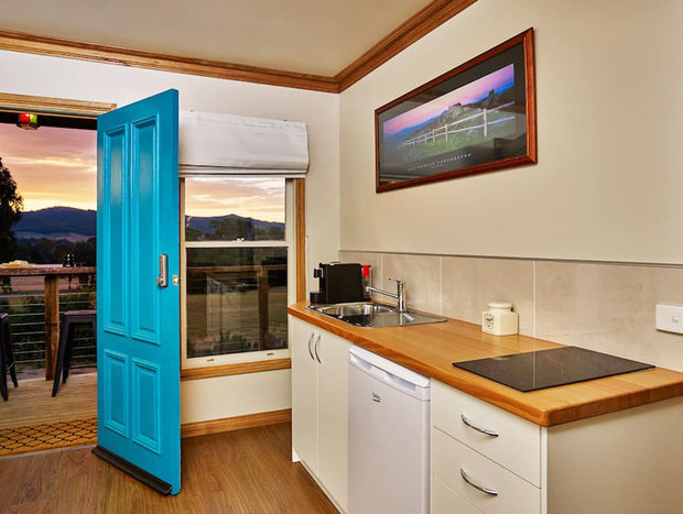 Photo 4 for King River Cabins