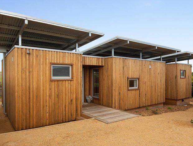 Photo 10 for Eco Shipping Container Home