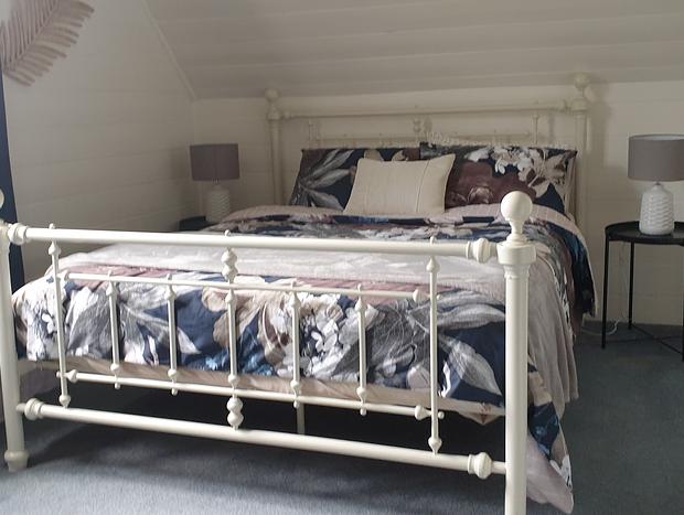 Photo 9 for Kipsie Cottage - Point Lonsdale