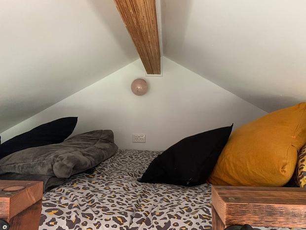 Photo 15 for Luscious Layabout Cottage Katoomba