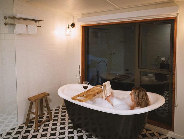 Photo 2 for Charming Bushland Retreat