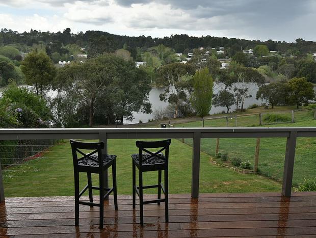 Photo 34 for Waterside Cottage