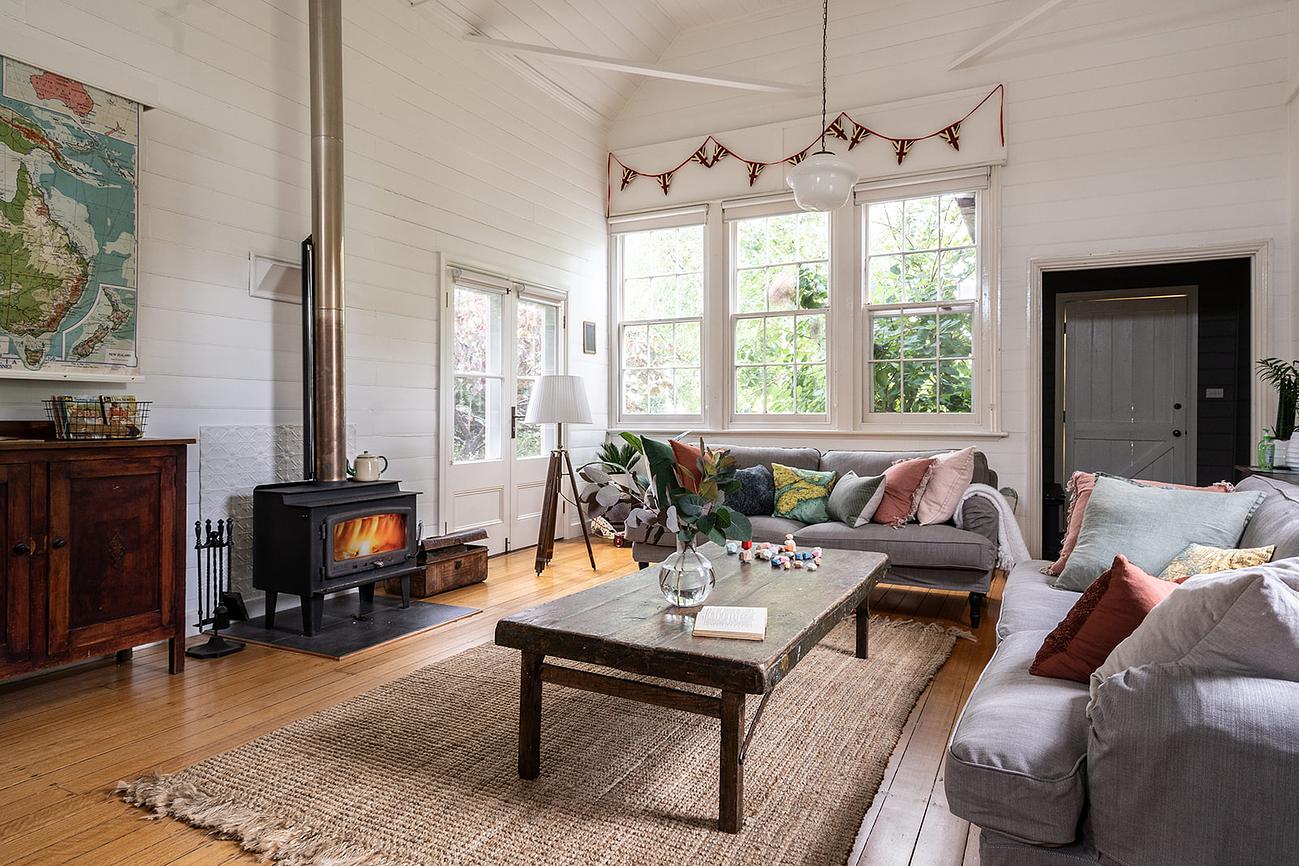 The Little School House in Hepburn Springs House for Rent in Hepburn