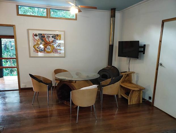 Photo 6 for Sweetwater Cottage - A Valley Retreat