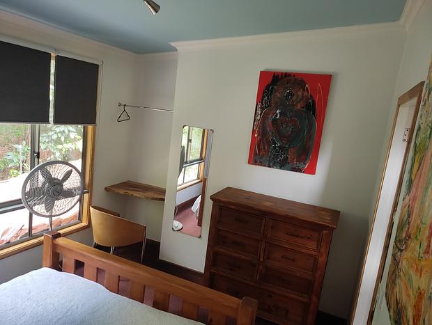 Photo 14 for Sweetwater Cottage - A Valley Retreat