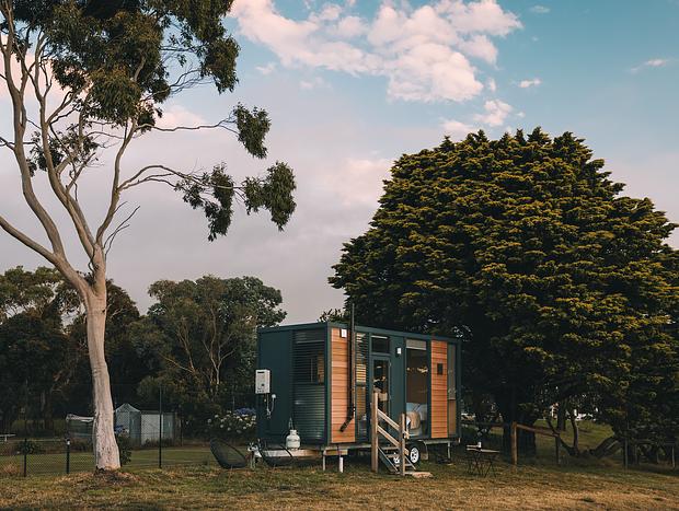 Photo 34 for Tiny House Big View 1