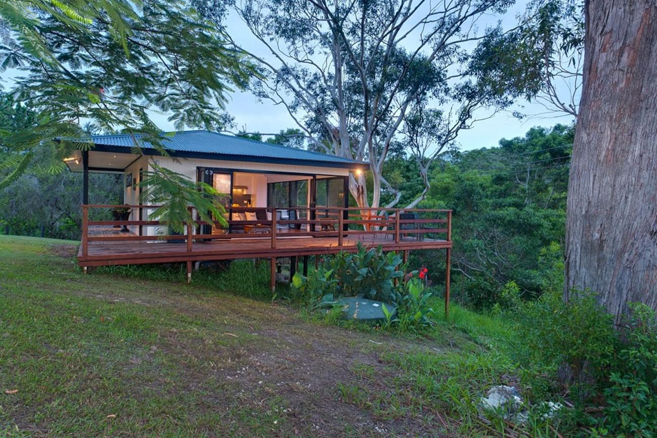 Byron Bay Hinterland Cottage "Sunset Cottage" Cottage for Rent in