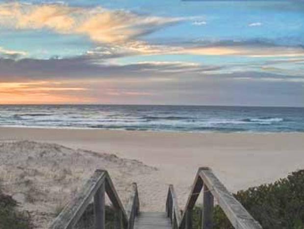 Photo 29 for Osprey - Stunning Boomerang Beach Hideaway