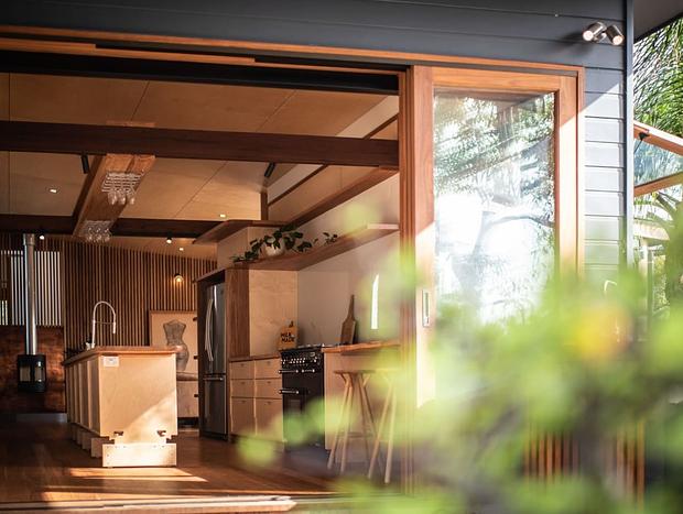 Photo 24 for Osprey - Stunning Boomerang Beach Hideaway