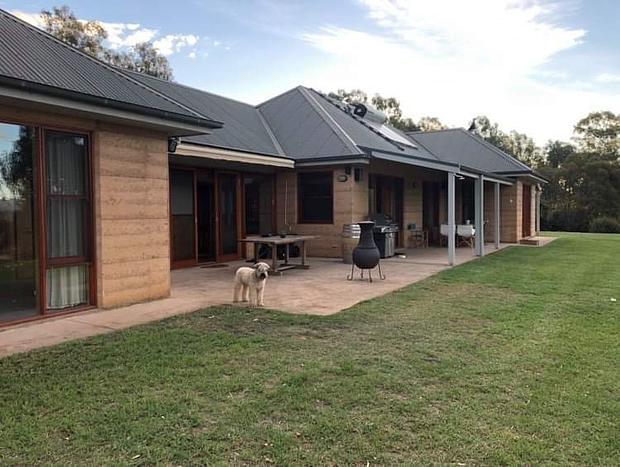 Photo 8 for Rammed earth house Mansfield