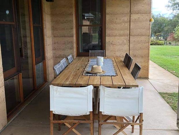 Photo 18 for Rammed earth house Mansfield