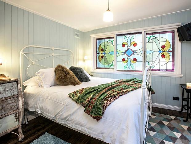 Photo 4 for Juniper & Rye – Romantic Forest Retreat