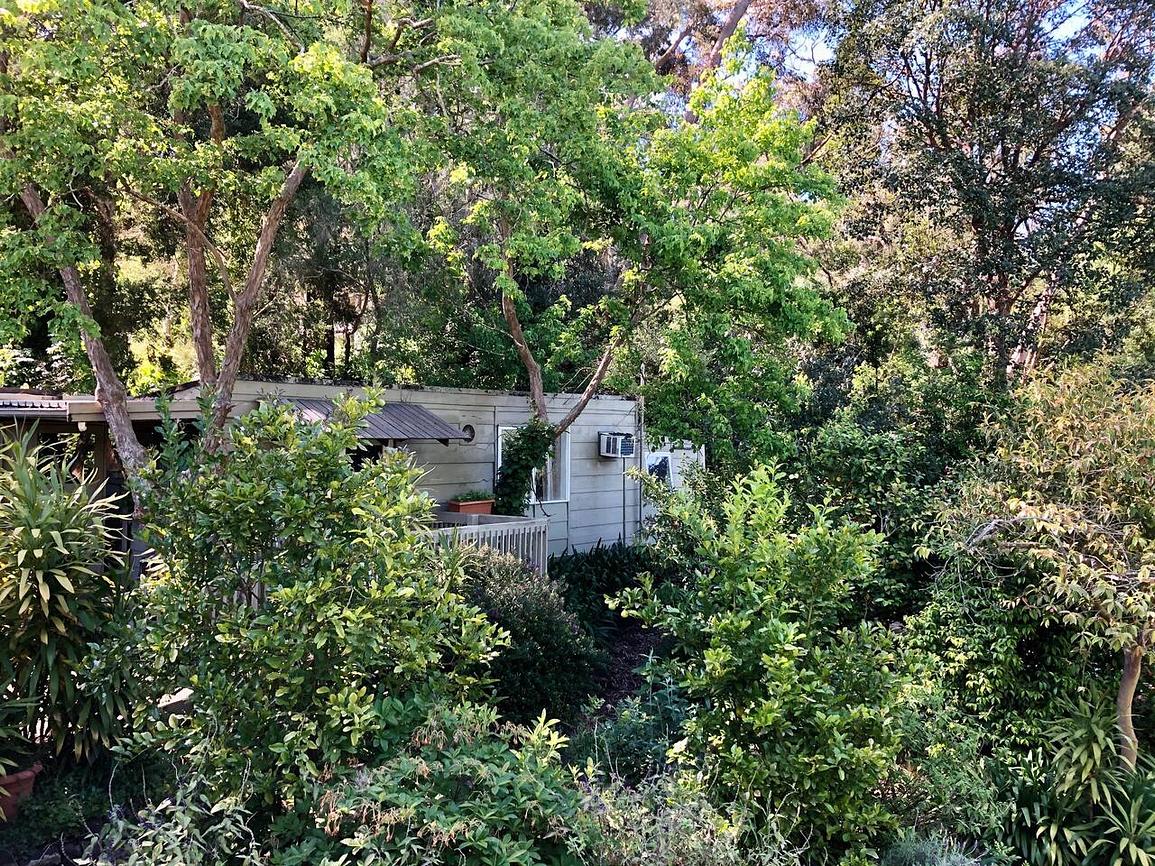 Cabin Set in Beautiful Gardens Cabin for Rent in Healesville, Yarra Valley, VIC, AU Riparide