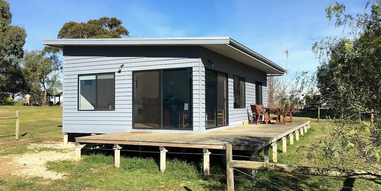 The River House at Abington Farm House for Rent in Heyfield