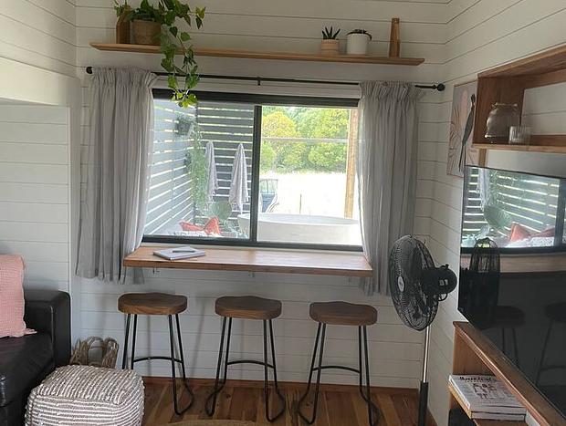 Photo 4 for Valley View Country Retreat - Tiny House