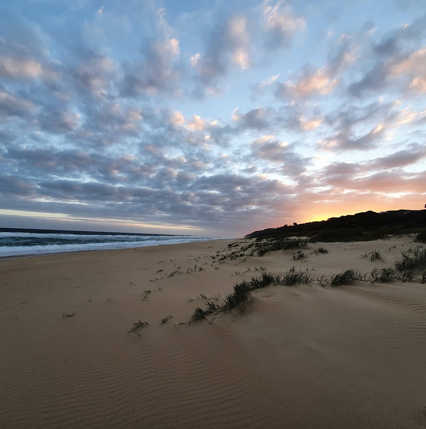 Hooked On Sand Fish, Swim, Surf & Relax Beach house for Rent in