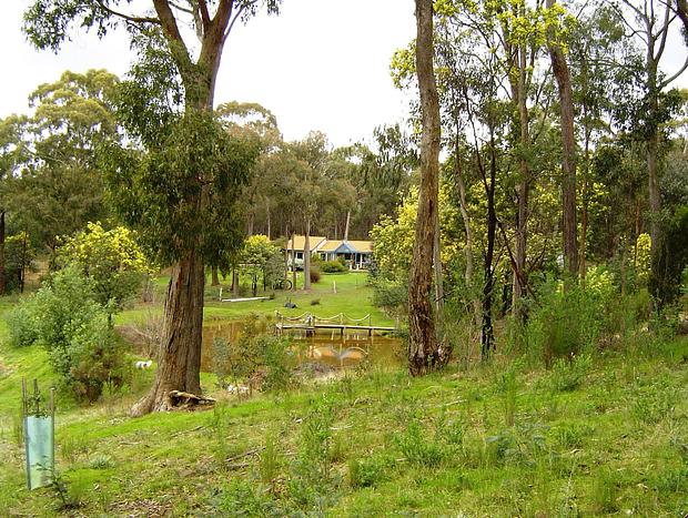 Photo 35 for Countryside Retreat - Intimate Studio Daylesford