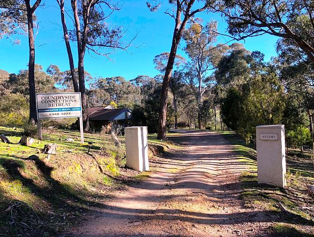 Photo 30 for Countryside Retreat - Intimate Studio Daylesford
