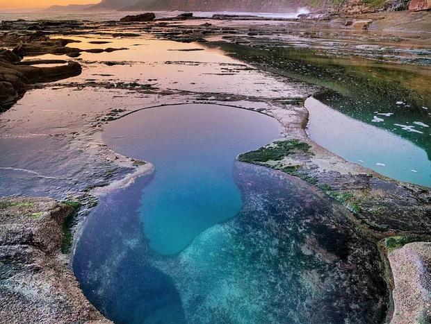 Figure Eight Pools