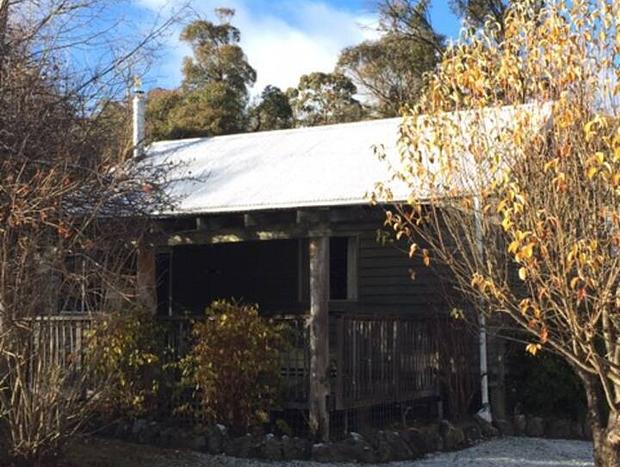Photo 12 for The Outpost Cottage in Snowy Mountains