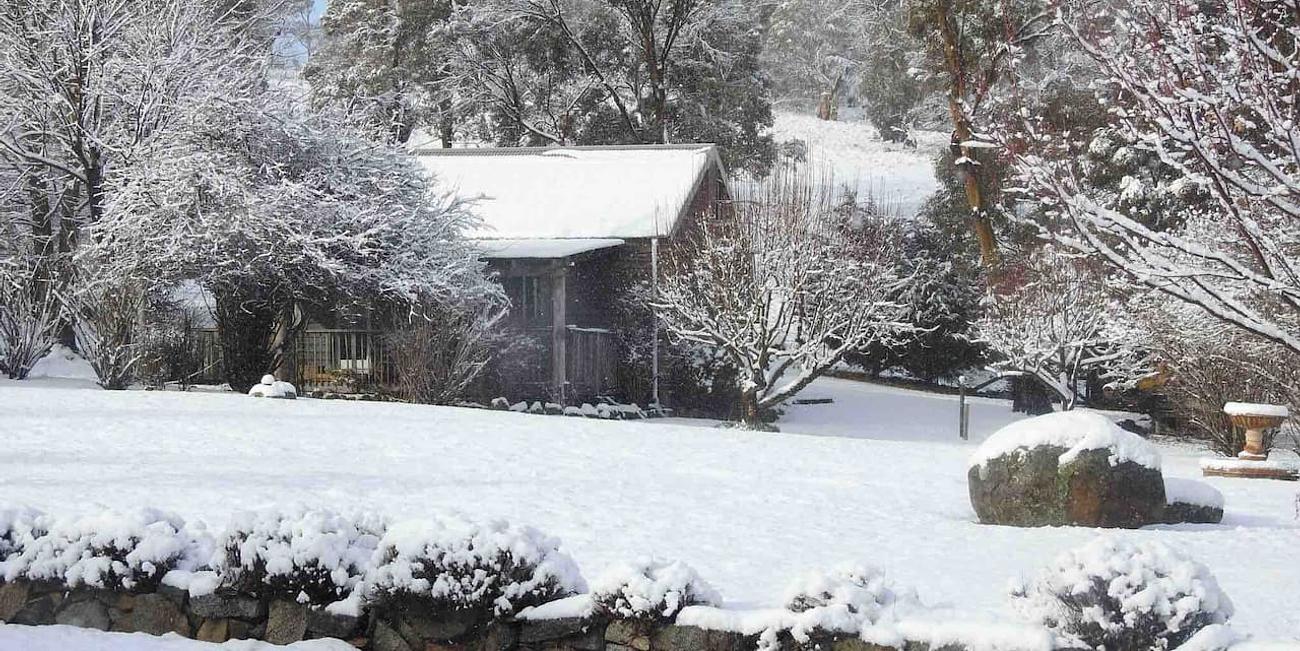 The Outpost Cottage in Snowy Mountains Cottage for Rent in Yaouk