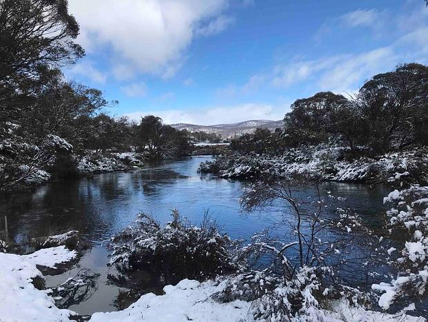 Photo 27 for The Outpost Cottage in Snowy Mountains