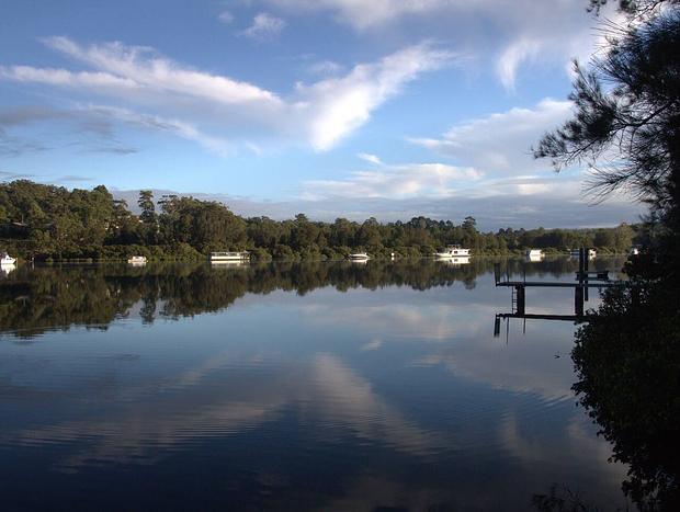 Photo 24 for Idyllic Riverside setting with Jetty