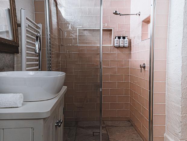 Photo 52 for Campbell House - 1882 - Luxury Group Escape