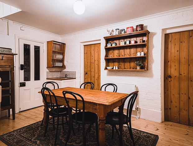 Photo 46 for Campbell House - 1882 - Luxury Group Escape