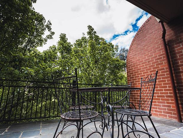 Photo 30 for Wattle Terrace - Central Castlemaine Sanctuary