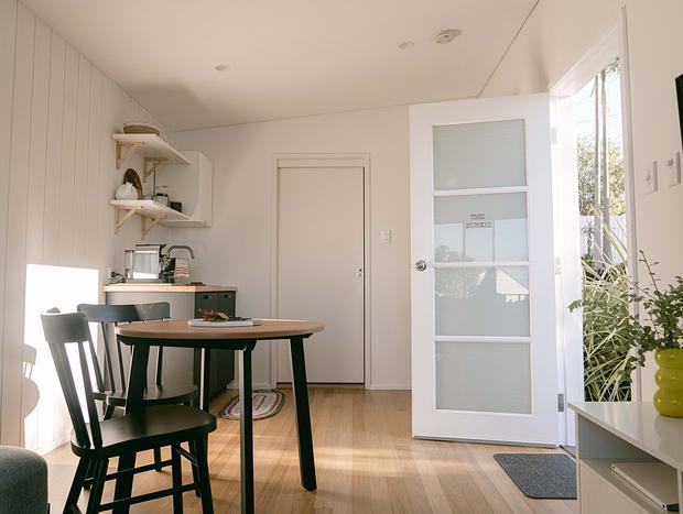 Photo 14 for The Bunkie in Bundeena