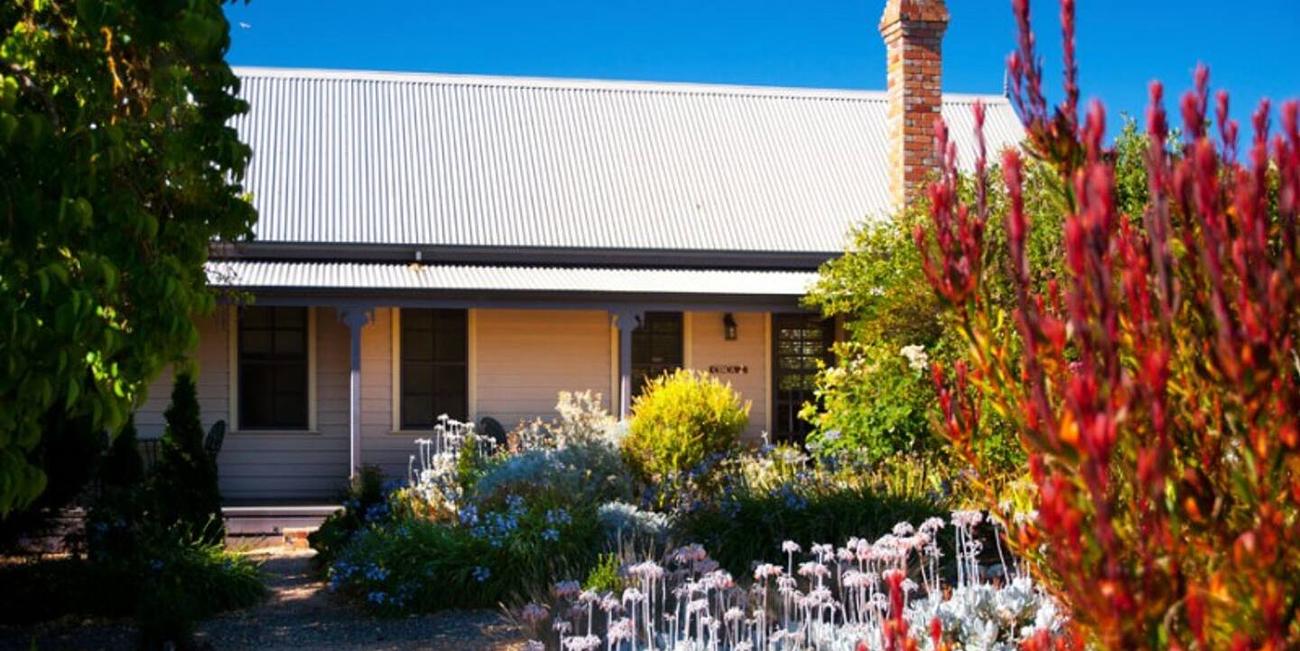 Circa Ivy Prince Daylesford Town Centre House for Rent in