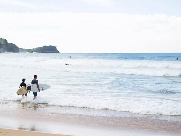 Photo 2 for Surfing