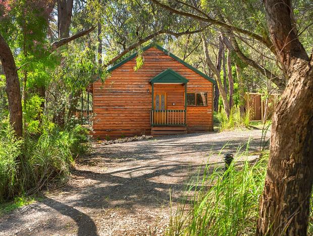 Photo 15 for Romantic Self Contained Cockatoo Cottage 2