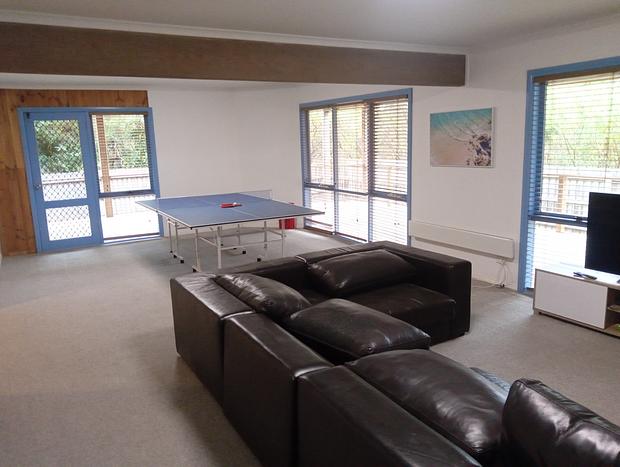 Photo 11 for Spacious Beach House With Bush And Ocean Views
