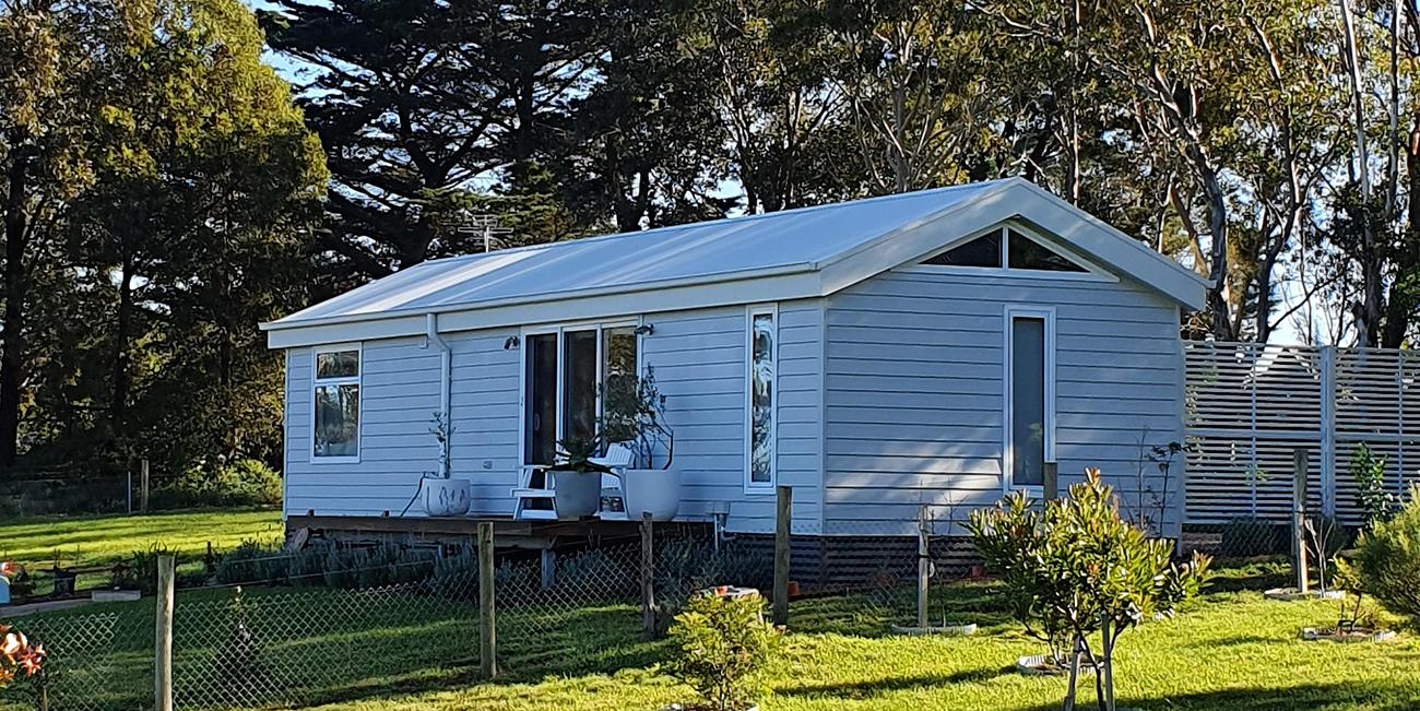 Lakeview Retreat Metung Cabin for Rent in Metung, VIC, AU Riparide