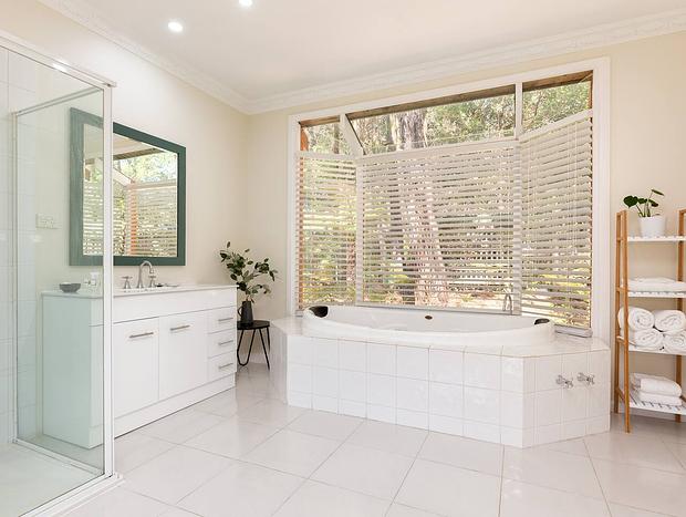 Photo 12 for Romantic Self Contained Cockatoo Cottage 1
