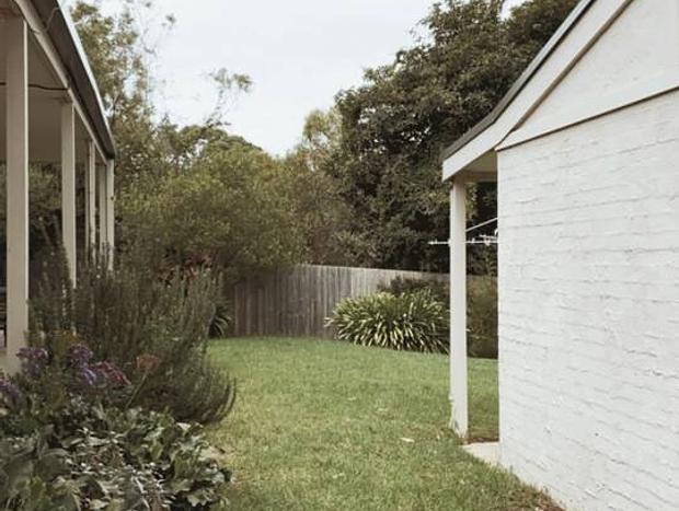 Photo 6 for Somers Cottage Studio - Where Vines Meet Bay