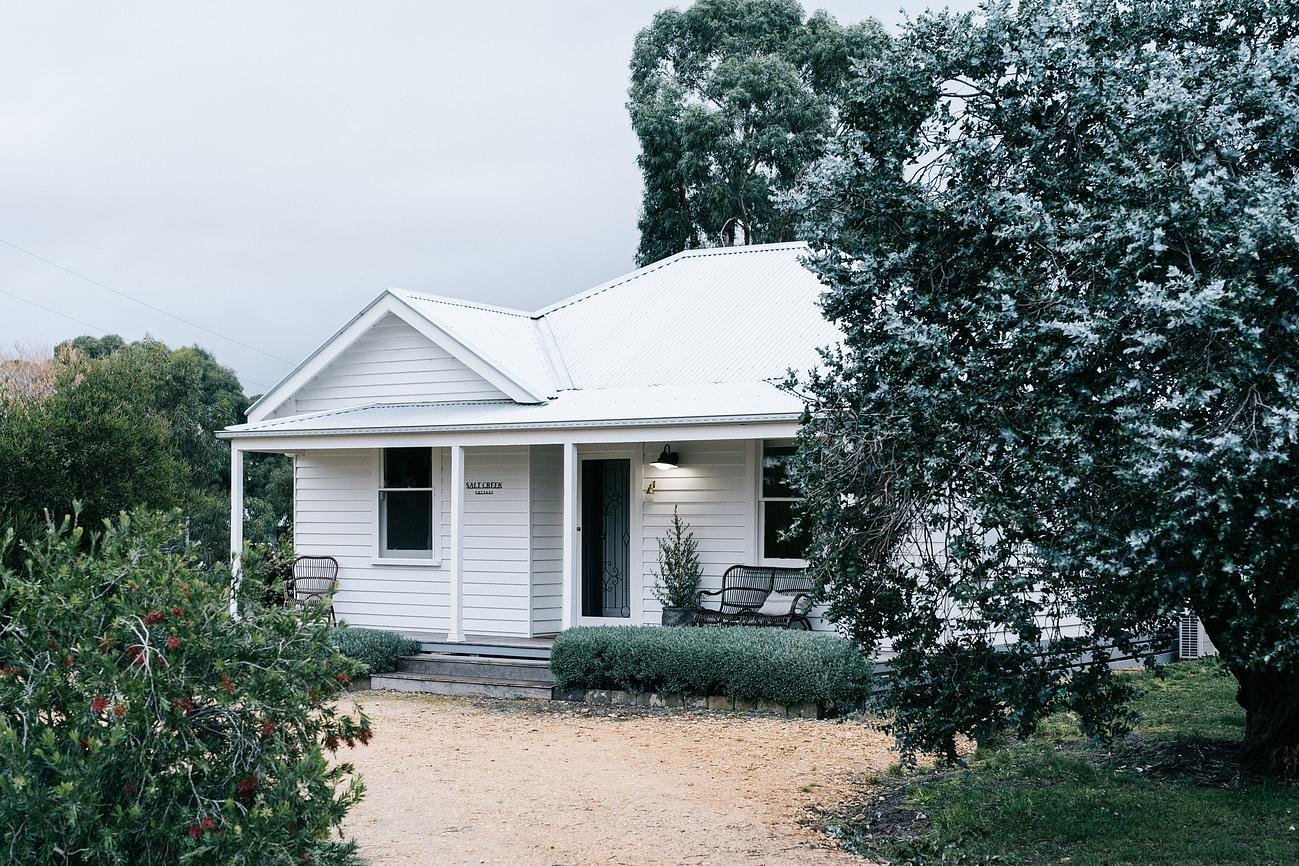 Salt Creek Cottage Cottage for Rent in Dunkeld, Grampians, VIC, AU