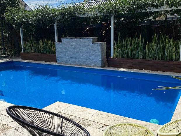 Photo 21 for Luxury Guest House Couples Retreat with Heated Private Pool in Salamander Bay