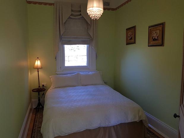Photo 16 for Maids Quarters - Coragulac House Cottages