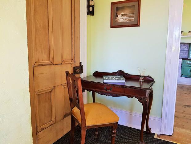 Photo 12 for Maids Quarters - Coragulac House Cottages