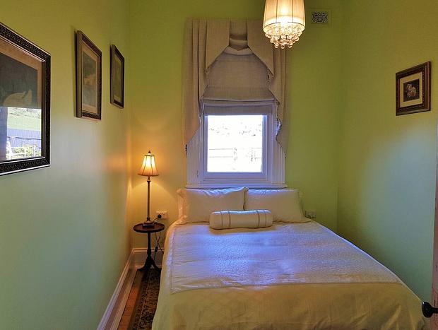 Photo 15 for Maids Quarters - Coragulac House Cottages