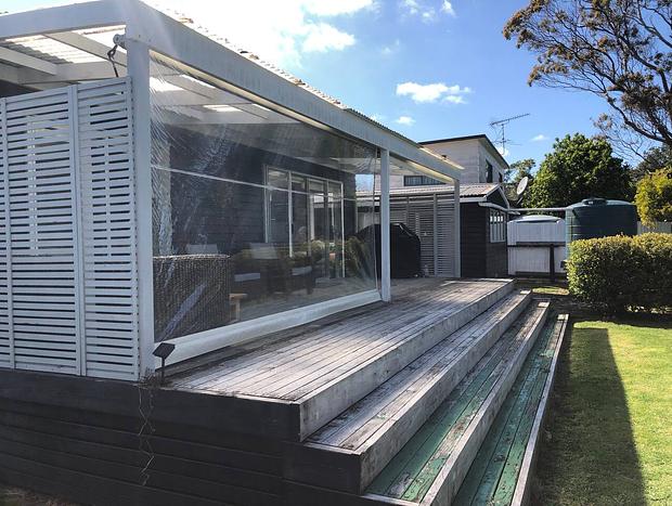 Photo 18 for Flamingo Cottage Waiheke