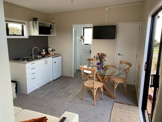 Photo 3 for Mangorei Heights - Tui Cabin - No Cleaning Fees