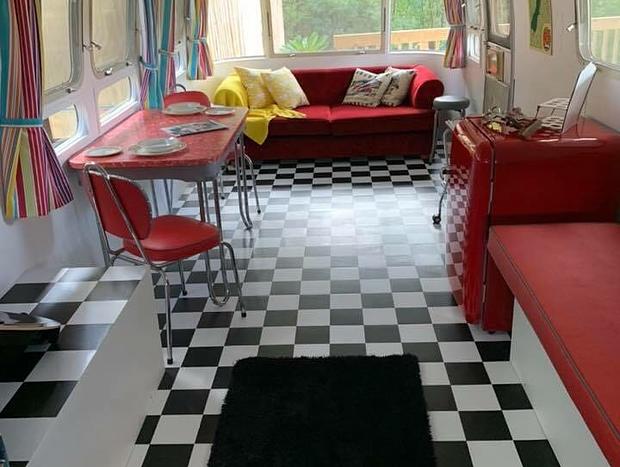 Photo 21 for Airstream - Stella the Excella