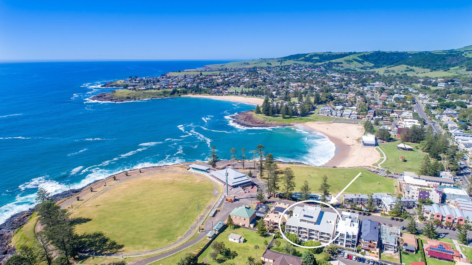 Oceanview Kiama Luxury Coastal Beach house for Rent in