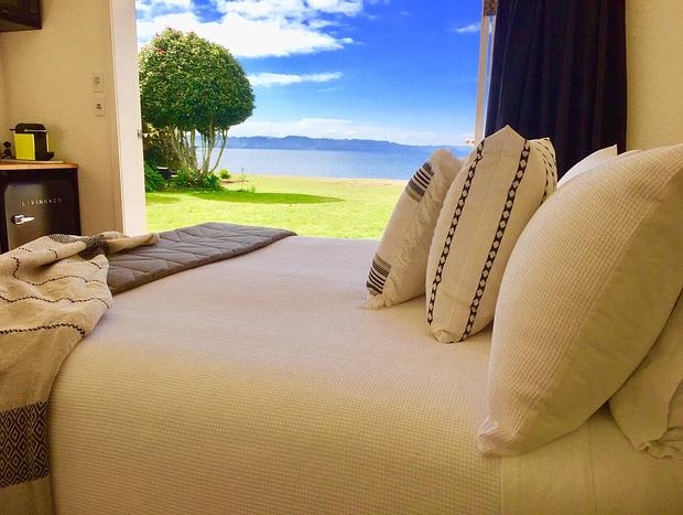 Photo 12 for Parawai Bay Lakeside Retreat - Rotorua