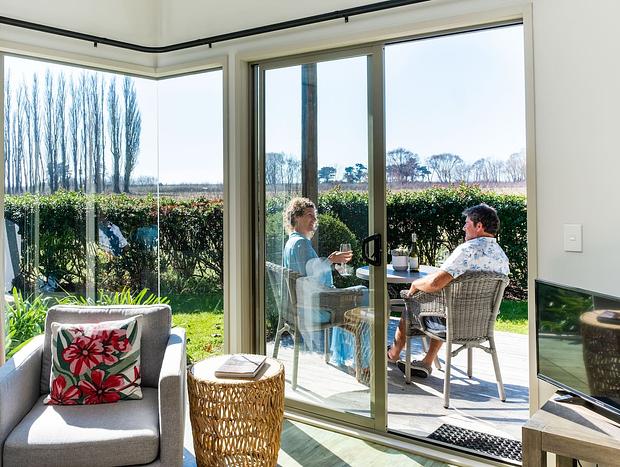 Photo 22 for Te Awanga Cottages - Moana