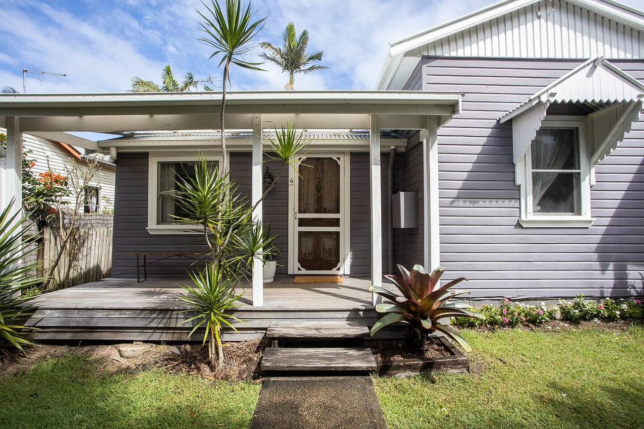 Little Burns Beach House Beach house for Rent in Byron Bay, North